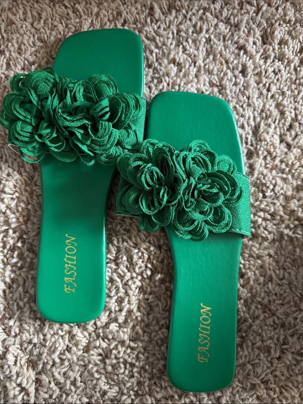 Green Floral Slide Sandals -
